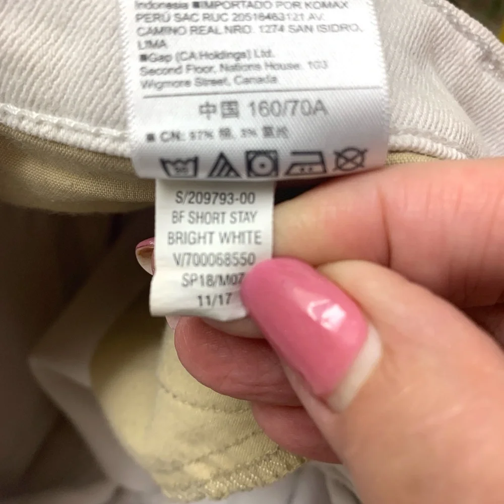 Old Navy Boyfriend White Jean Shorts